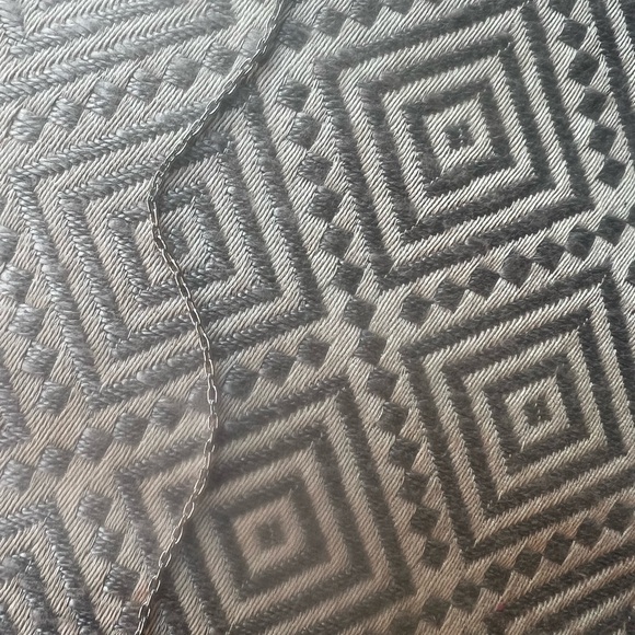 French Connection Silver Crystal Necklace NWT - Picture 5 of 7